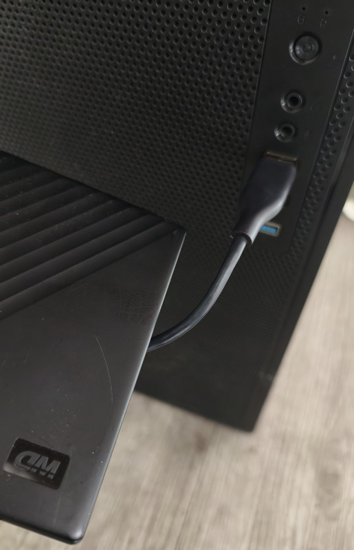 Conecta la unidad formateada al PC